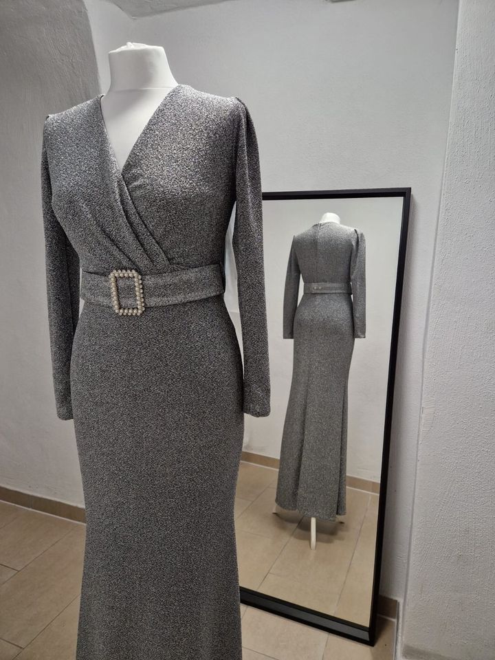 NEU Elegantes Abendkleid Ballkleid in Größen 38 M - Silber in Bochum