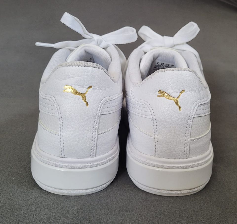 Weiße Sneaker Cali Star von Puma Gr. 42 - wie NEU in Stuttgart