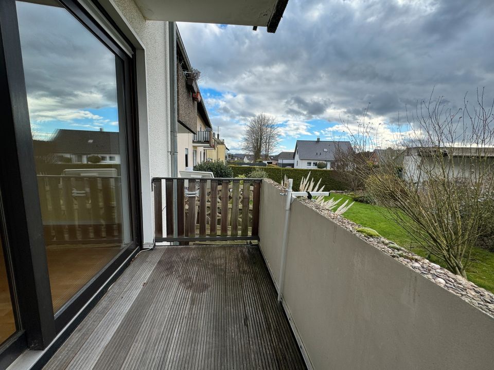 Bezugsfreie 3 Zimmer Wohnung mit Balkon und Gartennutzung - Odenthal Glöbusch in Odenthal