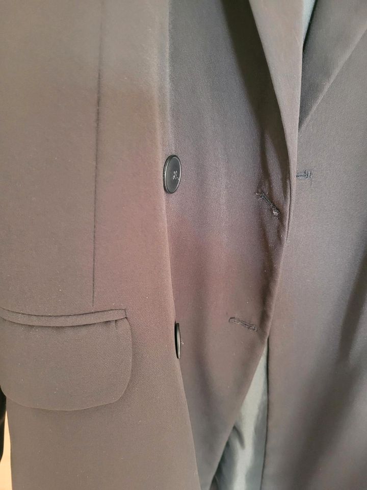 Blazer tailliert neu nur anprobiert Gr. XL aber eher L 40 in Gießen