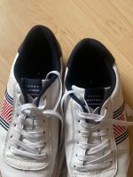 Tommy Hilfiger Sneaker Größe 45 Niedersachsen - Barsinghausen Vorschau