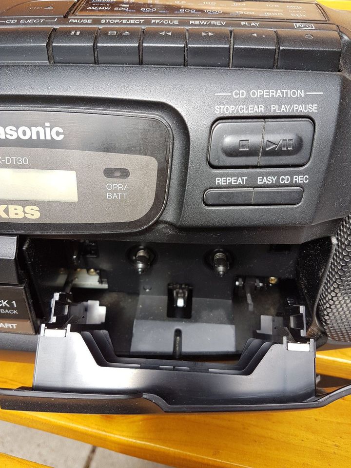 Panasonic Portable Stereo CD System RX-DT30 in Rickling