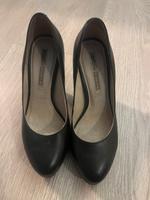 Buffalo Plateau Pumps, schwarz Gr. 39 Schuhe, Highheels gut Bayern - Poing Vorschau