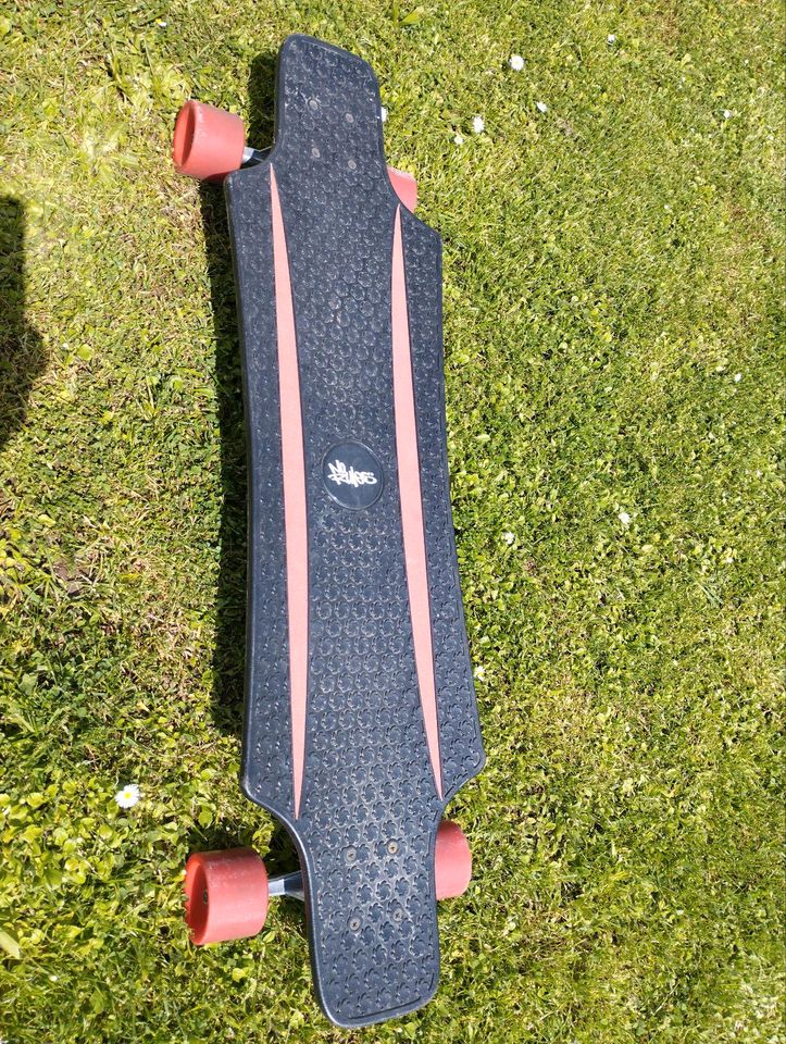 Longboard Skateboard wenig gefahren in Linsengericht