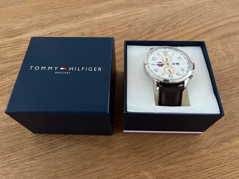 Armbanduhr Tommy Hilfiger - sehr gepflegt, neue Batterie in Bayern -  Niederwinkling | eBay Kleinanzeigen ist jetzt Kleinanzeigen