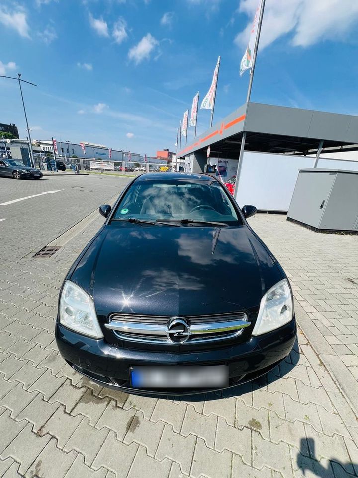 Opel Vectra 1.6 in Düsseldorf
