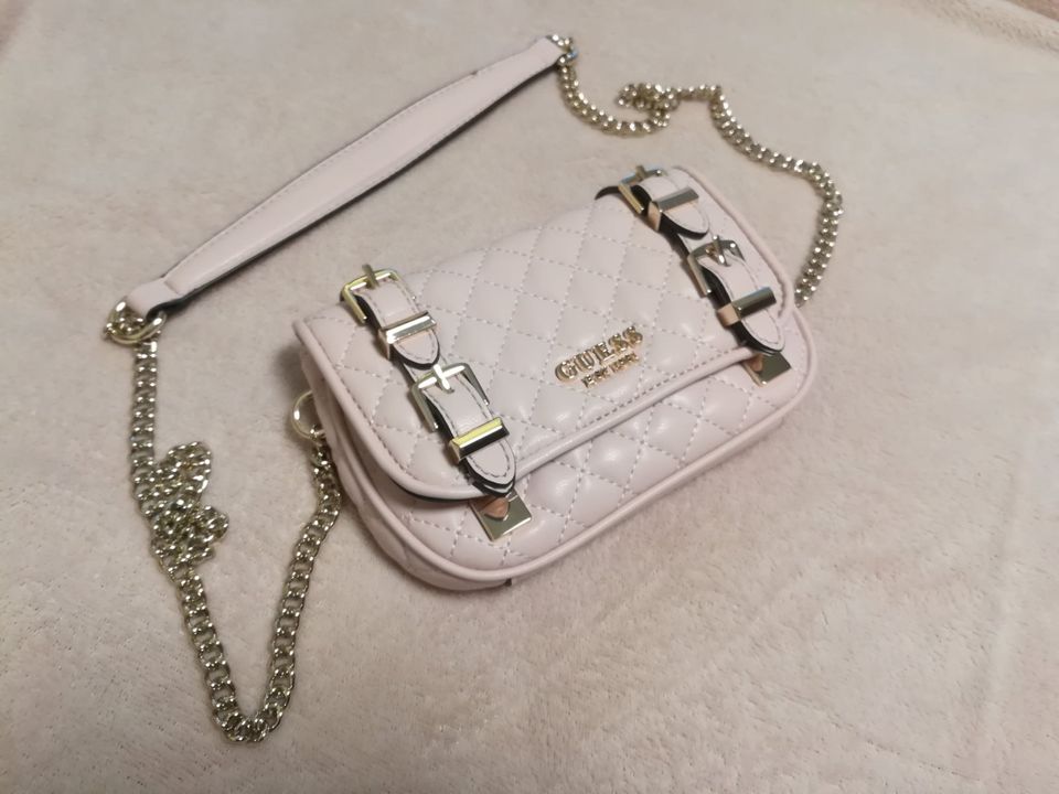 Guess ♥ Handtasche Neuwertig! UNGETRAGEN! NP 120€ in Leipzig