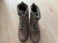 Wildleder Boots / Stiefeletten von Hallhuber - wie Neu - Größe 40 Hamburg Barmbek - Hamburg Barmbek-Süd  Vorschau