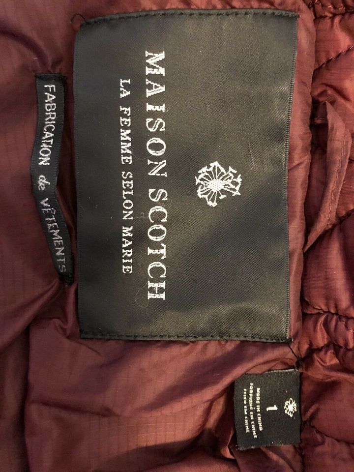 Warme Daunenjacke schwarz 36 Maison Scotch in München