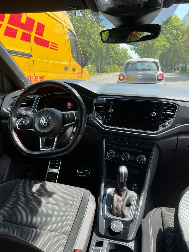 VW T-Roc Sport 2.0 l TSI OPF 4MOTION 140 kW (190 PS) in München