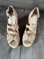 Sandalen High Heels Keilabsatz beige Leder 5th Avenue Baden-Württemberg - Lauda-Königshofen Vorschau