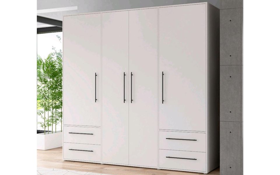 NEUER Kleiderschrank 4trg,4 Schubkästen, Lieferung statt 800,-für in Ducherow