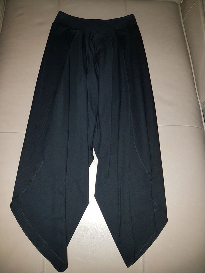 stylische Culotte Hose mit Bequembund und weitem Schnitt NEU in Rickling