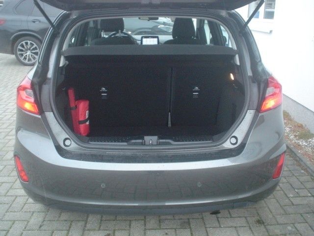 Ford Fiesta Cool & Connect AC SHz PDC LED ACC in Brüsewitz