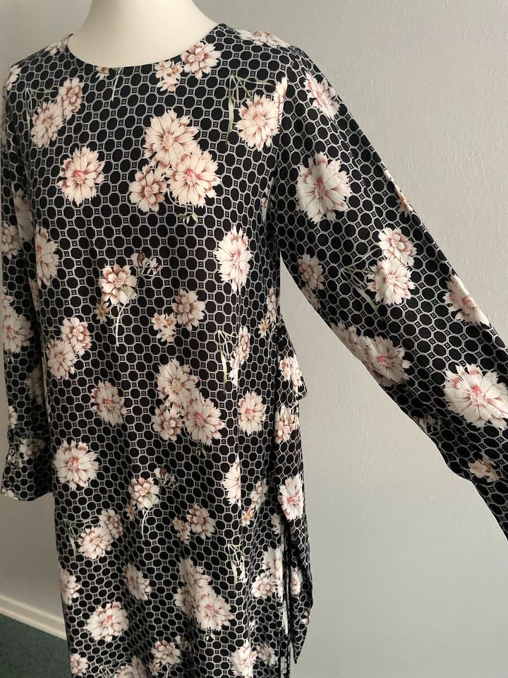 langes Kleid von Amisu floral Größe S schwarz in Rostock