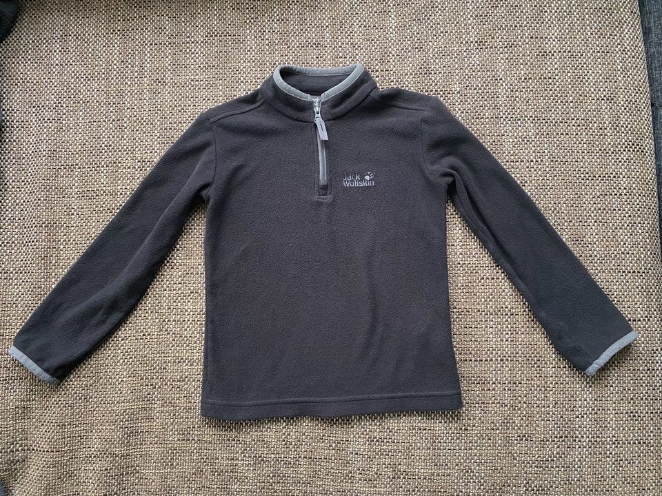 Jack Wolfskin Fleece Pullover Gr. 116 in Renningen