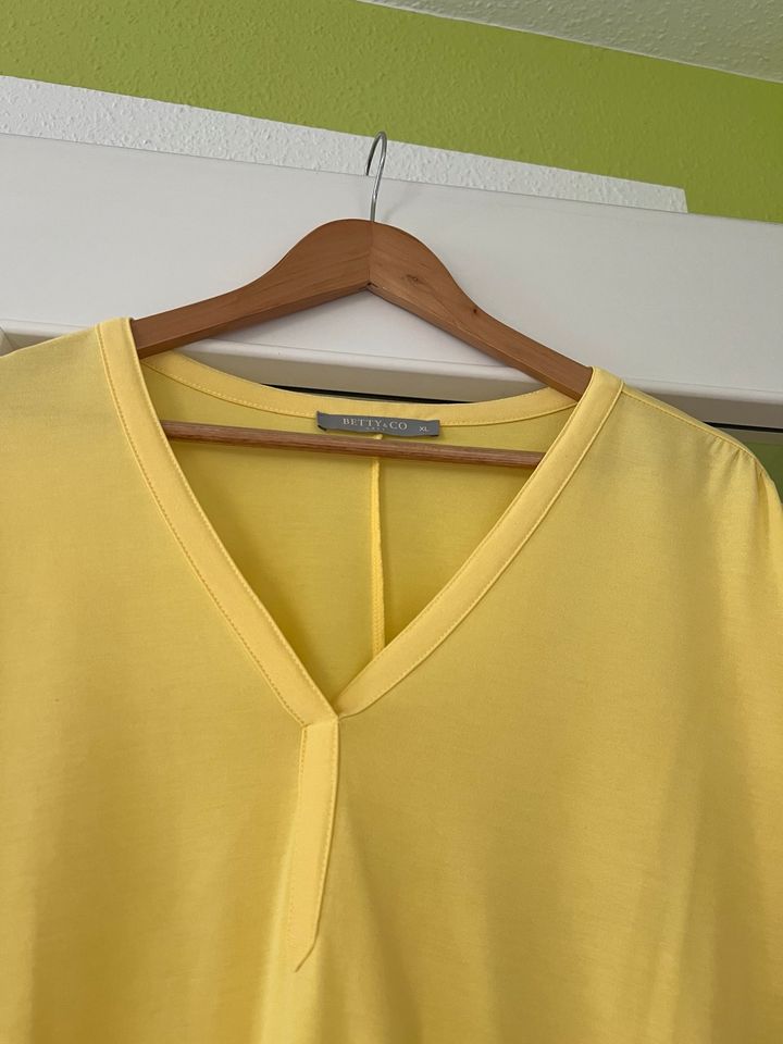 Verkaufe neues  hübsches Damen Shirt Gr XL von Betty & co in Berlin