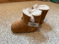 UGG Boots Größe 18 Baby Schuhe Krabbelschuhe Kiel - Pries-Friedrichsort Vorschau