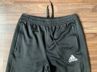 Adidas Trainingshose Gr. S schwarz Nordrhein-Westfalen - Delbrück Vorschau