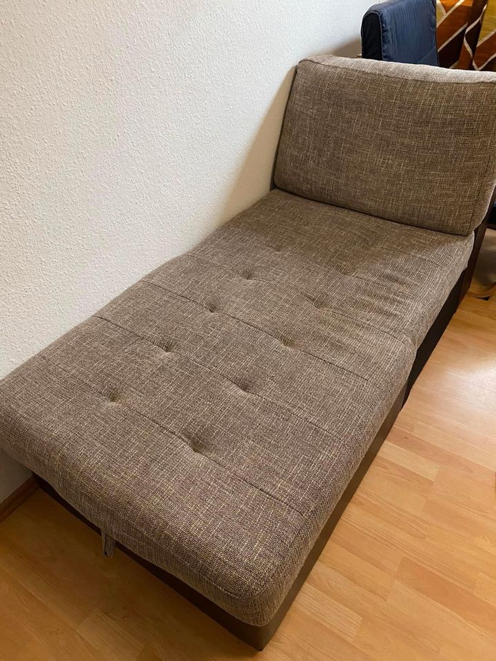 Sofa mit Schlaf funktion in Aachen