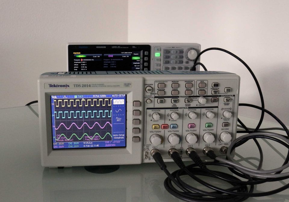 Oszilloskop Tektronix TDS 2014 4 Kanal mit Zubehör, neuwertig! in Mönchengladbach