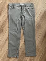 Brax Chuck Modern Jeans Grau Größe 38/30 Wiesbaden - Delkenheim Vorschau