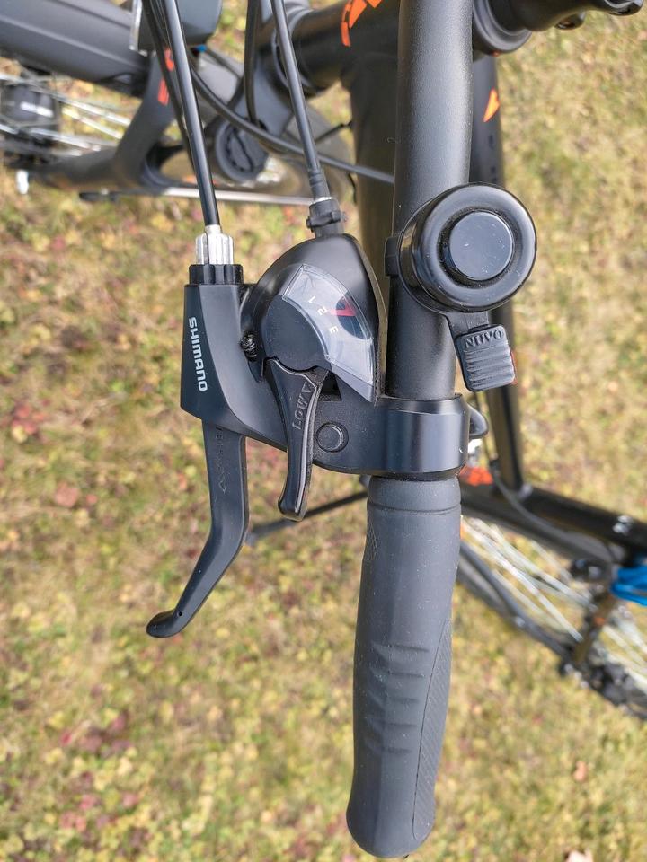 City- & Trekkingfahrrad, Bulls Wildcross Street, Rh 44, Größe 28 in Winnenden