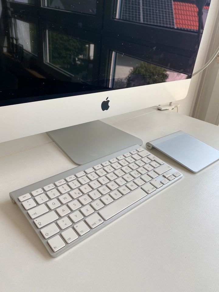 iMac - kaum genutzt - mit Tastatur und Maus in Kusterdingen