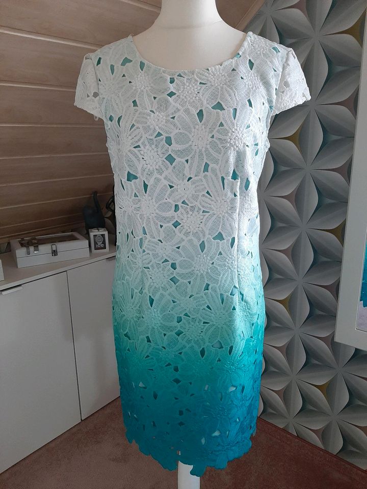 Kleid,  Esprit,  Größe 40, weiche Spitze,  Neu mit Etikett in Wolmirstedt