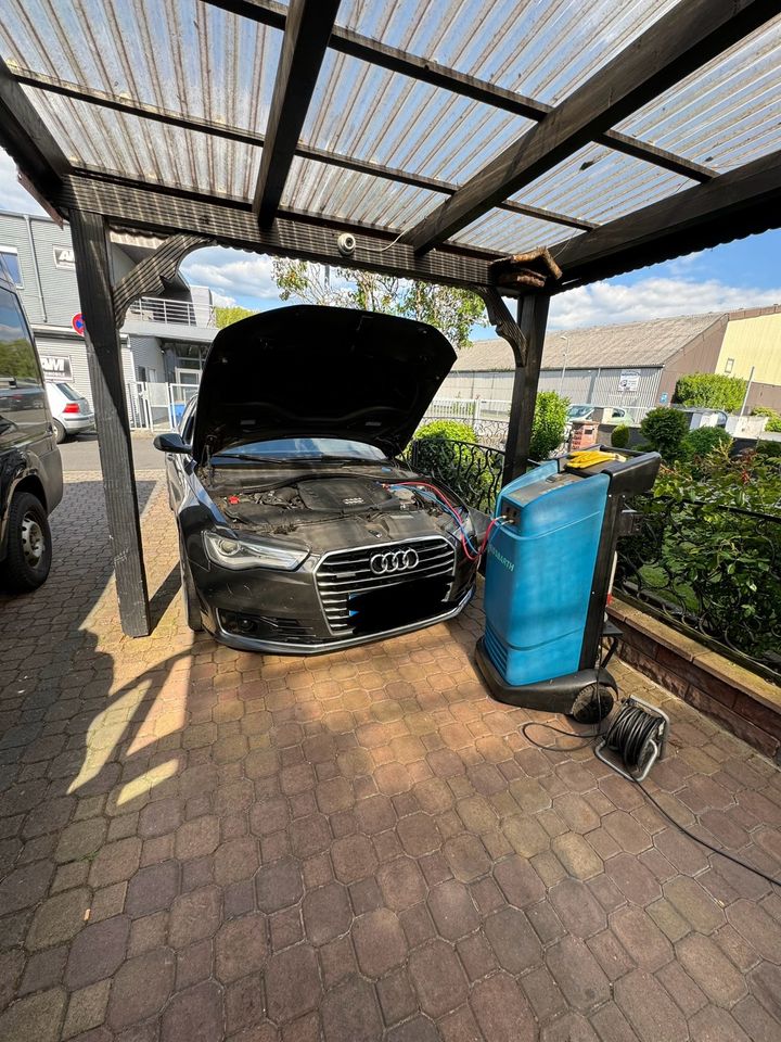 Auto Klimaanlage Service mit Gas R134A in Rodenbach