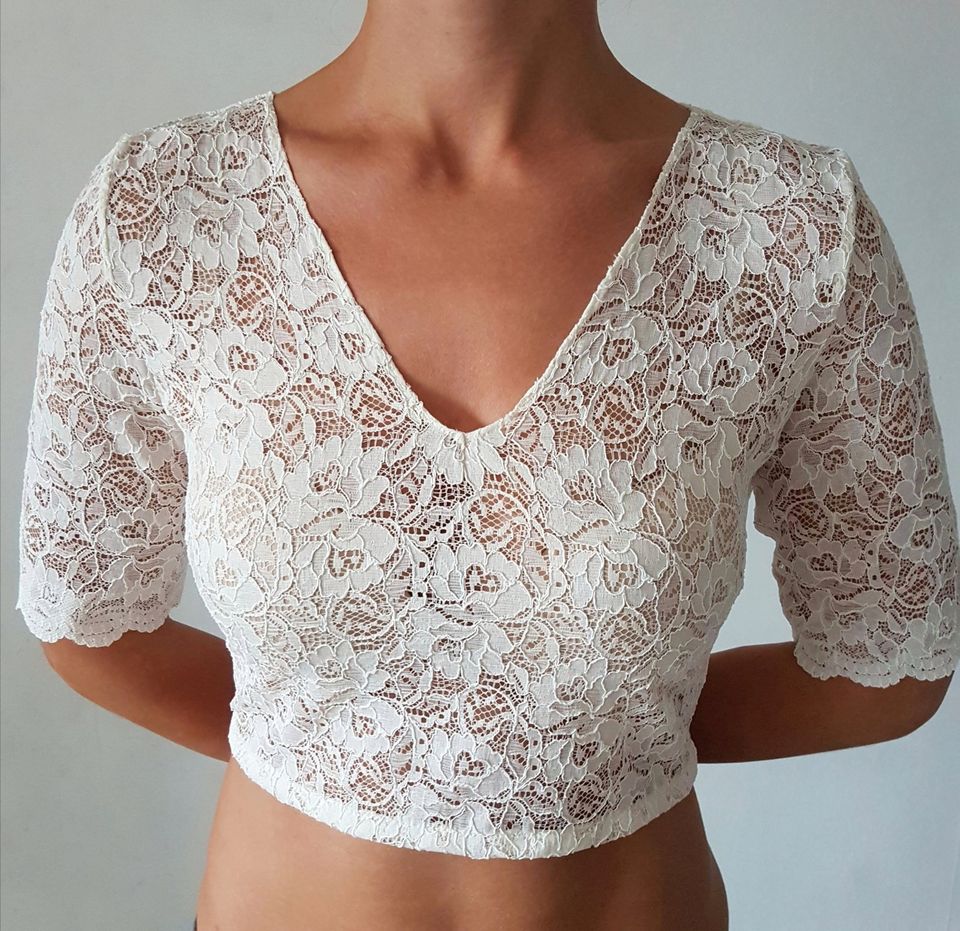 Dirndlbluse Creme Spitze Neu M 38, L 40, Trachtenbluse in Kranenburg