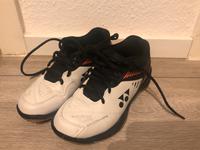 Yonex 65r3 Halle Schuhe Aachen - Aachen-Mitte Vorschau