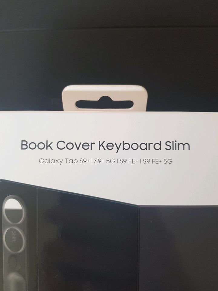 Samsung Tab S9+ Tastatur S9 Plus FE Book Cover Keyboard Slim in München