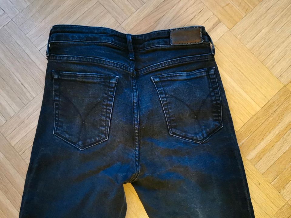 CALVIN KLEIN Jeans W27 L30 Röhrenjeans Skinny schwarz Gr. XS S in Marbach am Neckar