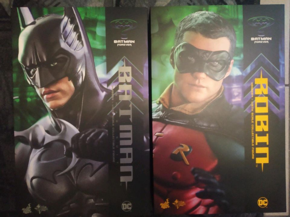 Sideshow Hot Toys Batman Forever MMS593 & Robin MMS594 1/6 Figur in Saarlouis