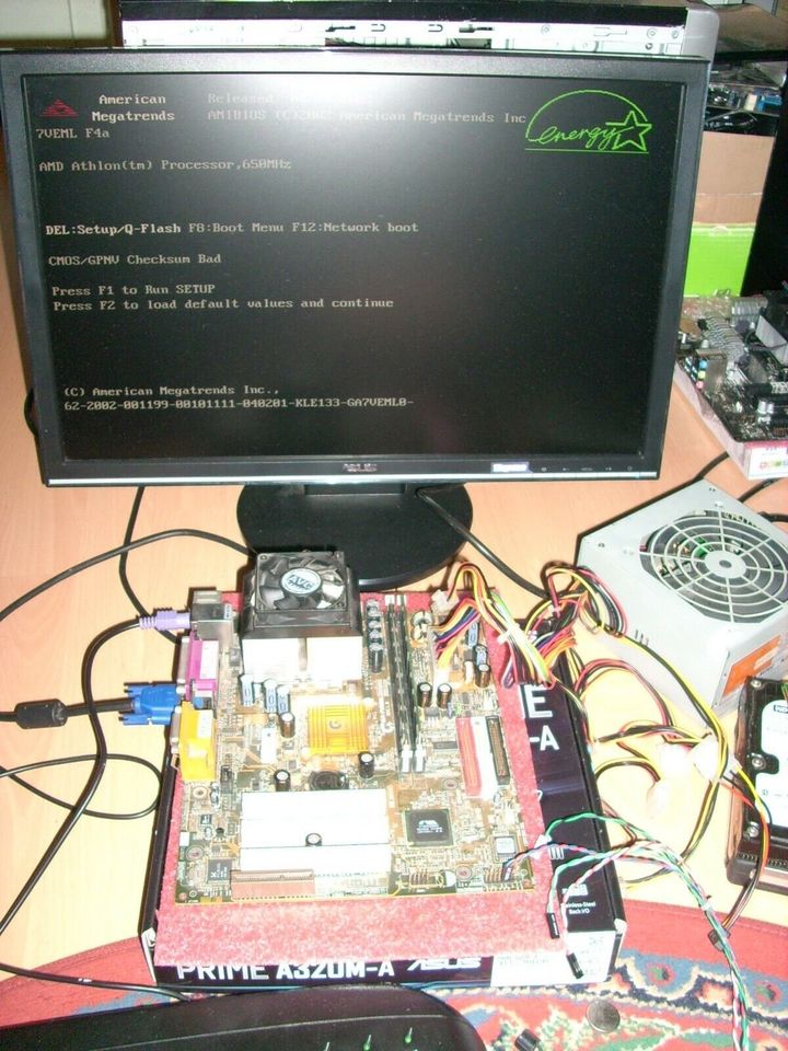 Mainboard Gigabyte GA-7VEML + AMD CPU Kühler Retro PC Thin Client in Uslar