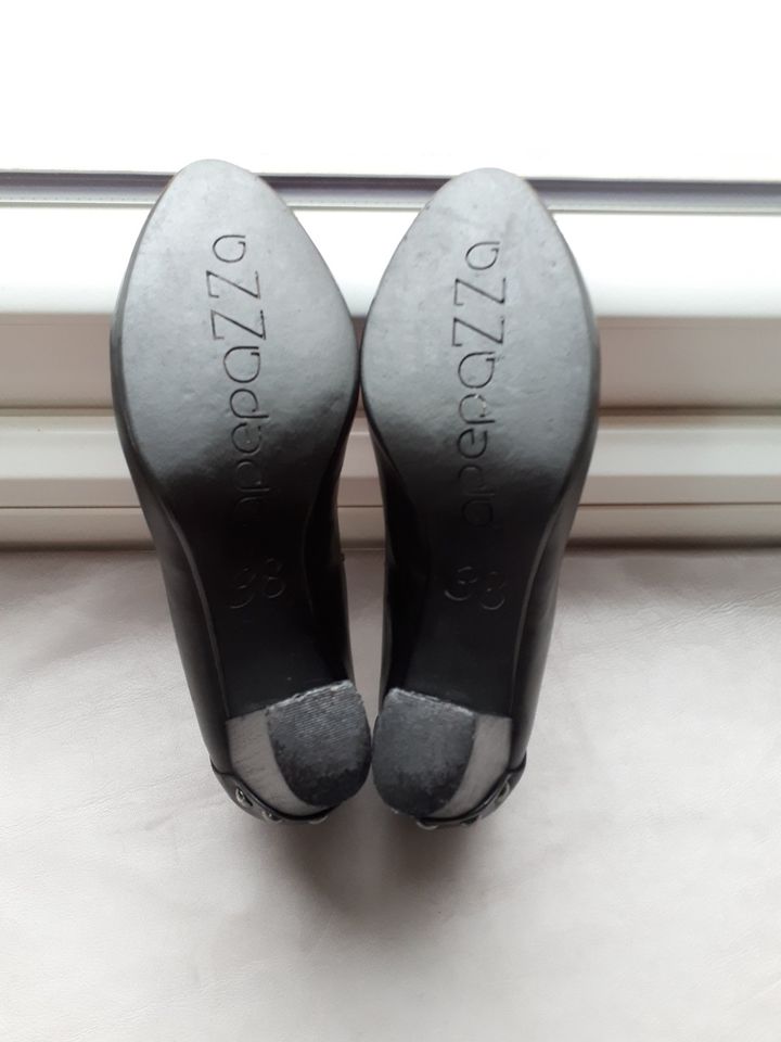 Apepazzo Plateau-Pumps Gr. 39 Leder Schwarz in Mengkofen