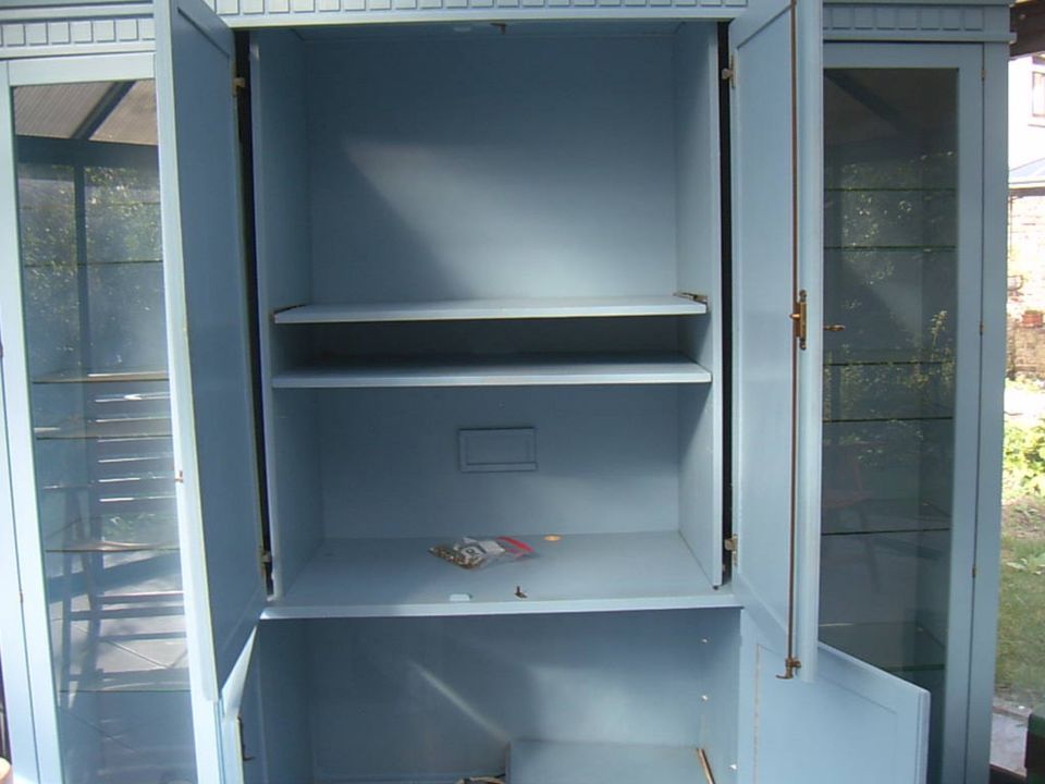 Schrank Vitrine blau Wohnzimmerschrank TV Schrank Pinie in Linnich