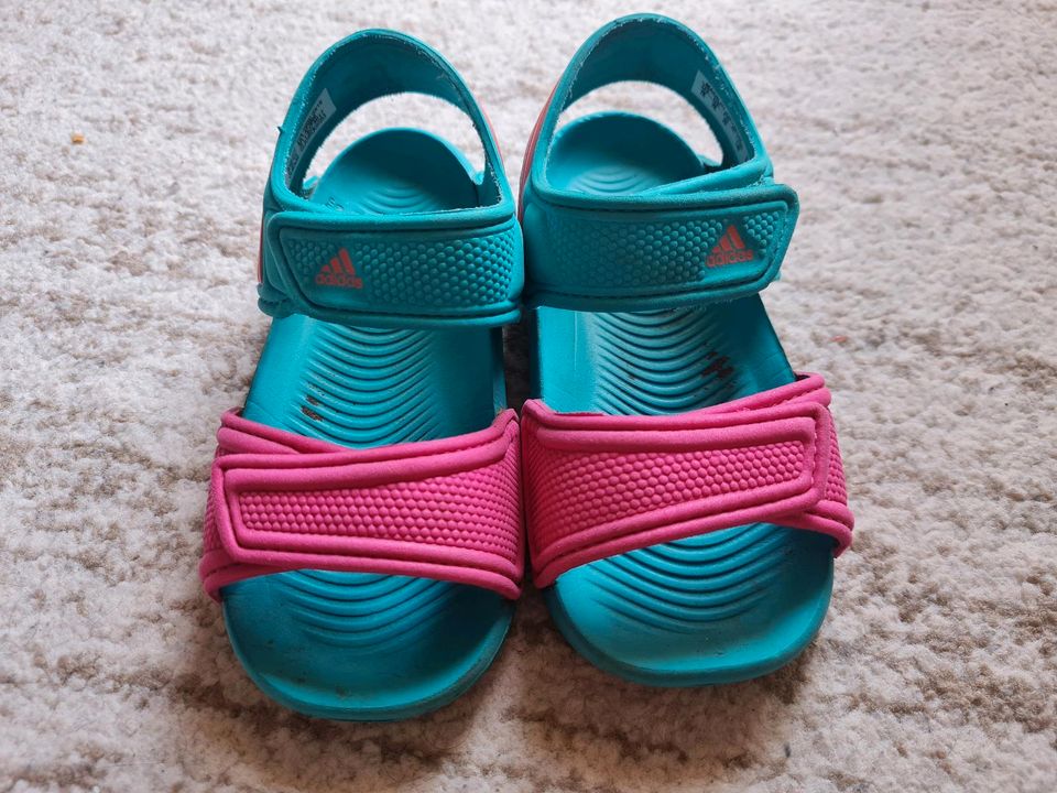 Badeschuhe, Wasserschuhe, Badelatschen, Badesandalen, Adidas, 24 in Potsdam