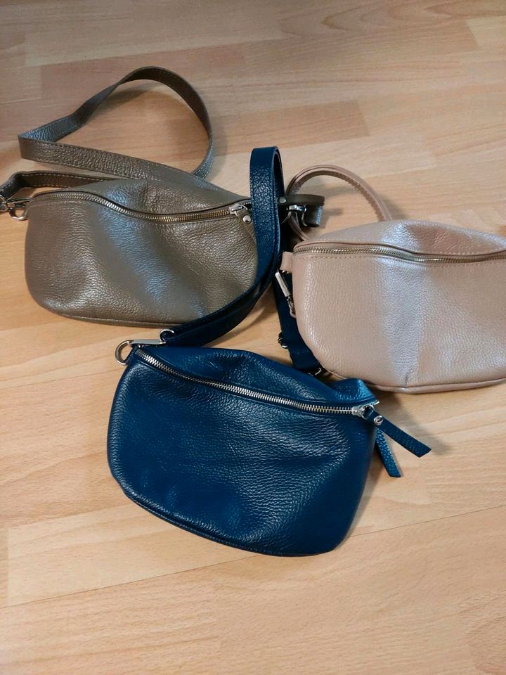 Leder Gürteltasche  Tasche Damen in Meerbusch