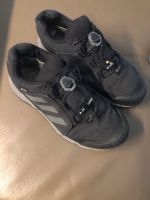 Terrex Adidas Kinder Schuhe Goretex gr 33 Bayern - Nandlstadt Vorschau