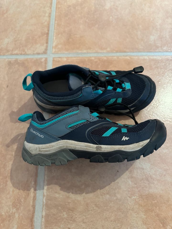 Quechua Sportschuhe Wanderschuhe Schuhe Gr. 35 wie neu in Tauscha