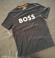 original Hugo Boss T-Shirt XL schwarz nagelneu Bayern - Wachenroth Vorschau