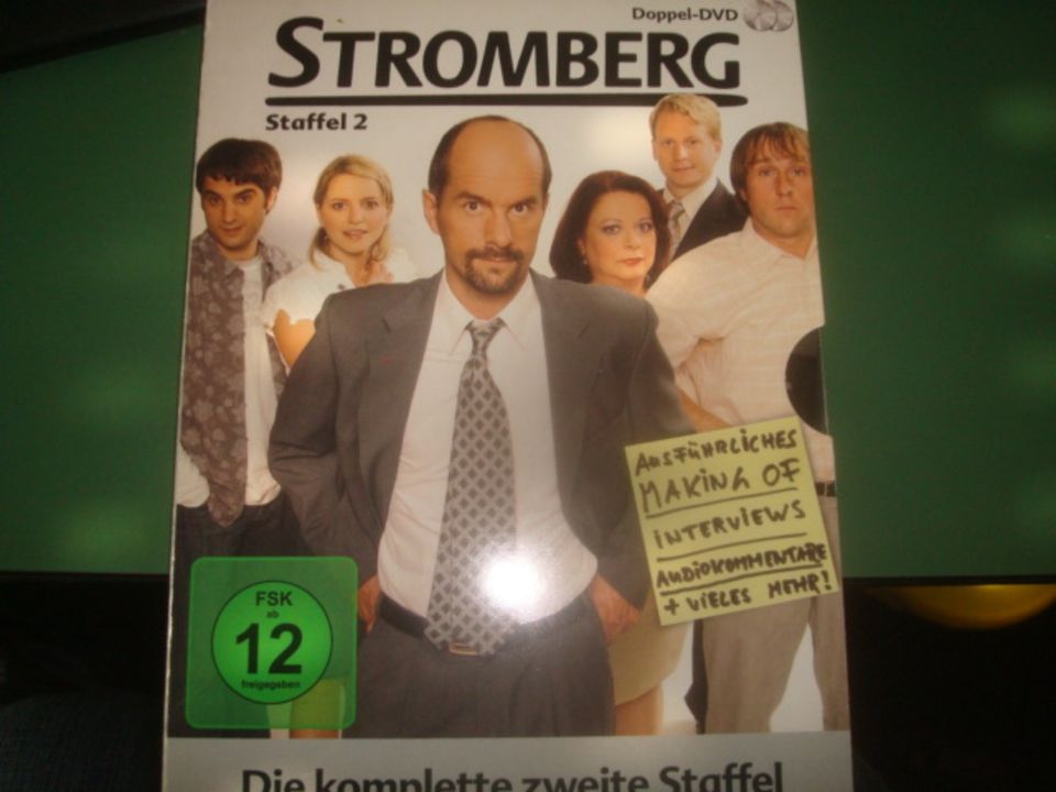 TV Serie Stromberg - Staffeln 1 - 4 + PC Spiel + Taschenbuch in Velbert