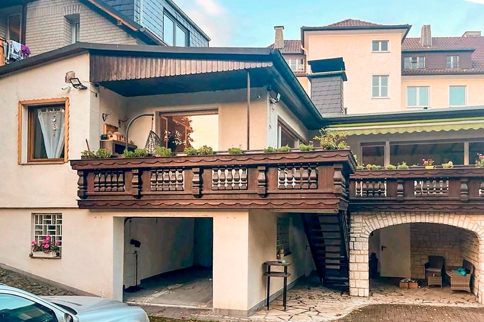 Helle Traumwohnung mit Dachterrasse und Apartment, 3-Zi-Wohnung. Laden in Lüdenscheid