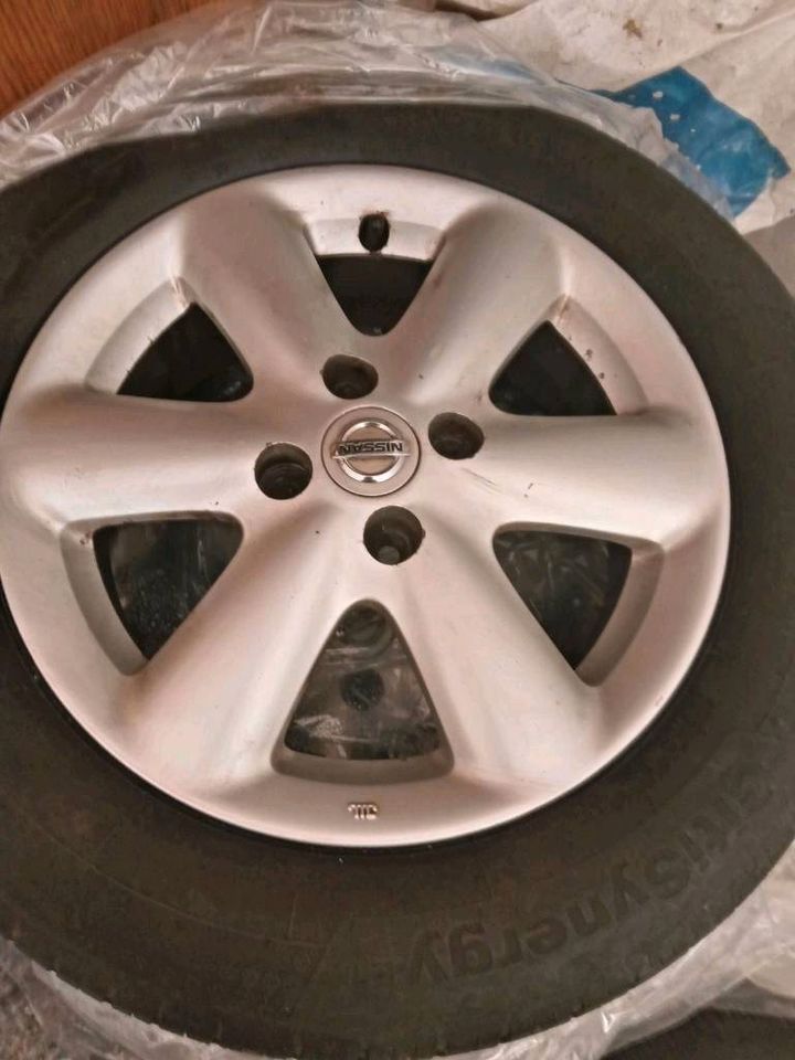 Sommerreifen auf Alufelgen 185/65 R15  Nissan,Opel, Polo u.a. in Lüdenscheid