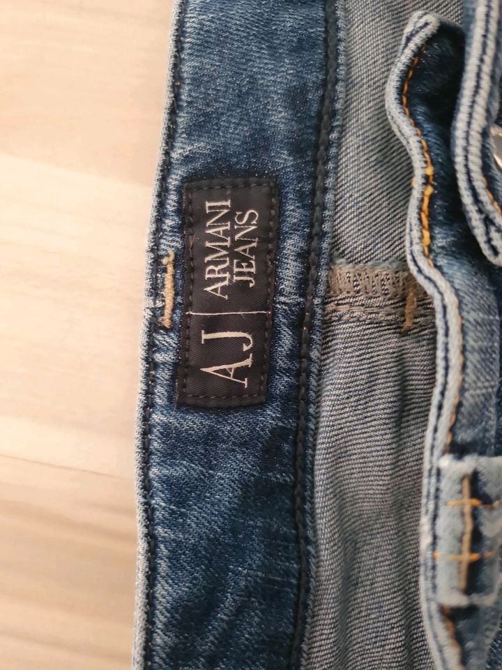 Jeans Armani in Berlin