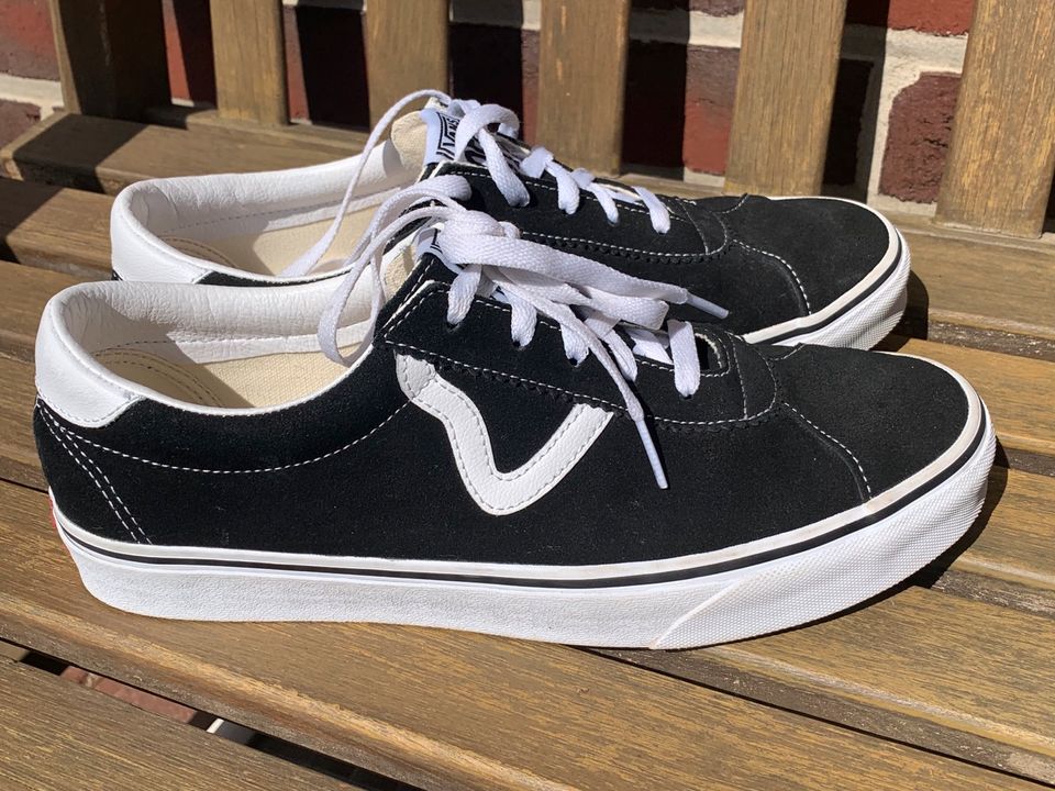 VANS Sneaker Gr.42 neuwertig in Wildeshausen