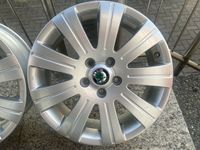 Original Skoda Octavia 3T 17 Zoll Alufelgen 3T0601025J Bremen - Hemelingen Vorschau