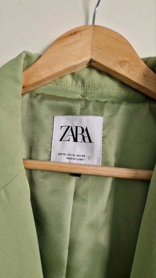 Mega schöner Blazer von Zara, neu mit Etikett in Wittlich